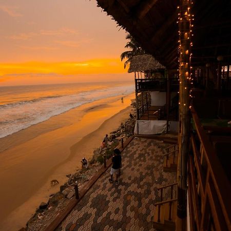 Black Beach Resort Varkala Exteriér fotografie