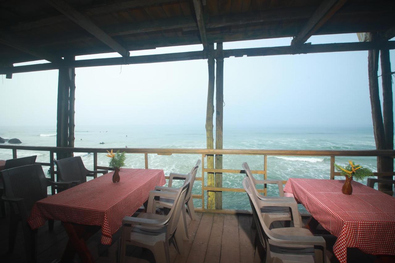 Black Beach Resort Varkala Exteriér fotografie