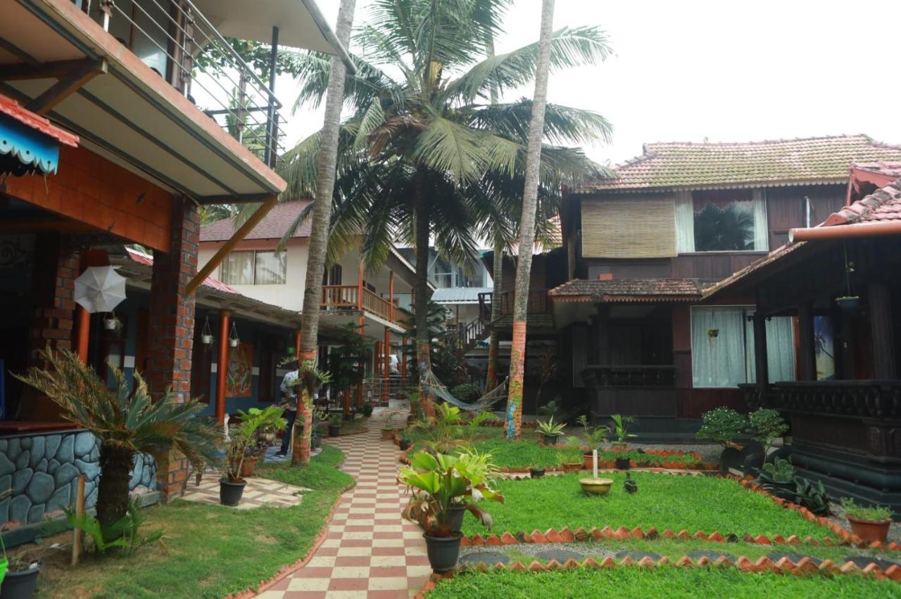 Black Beach Resort Varkala Exteriér fotografie