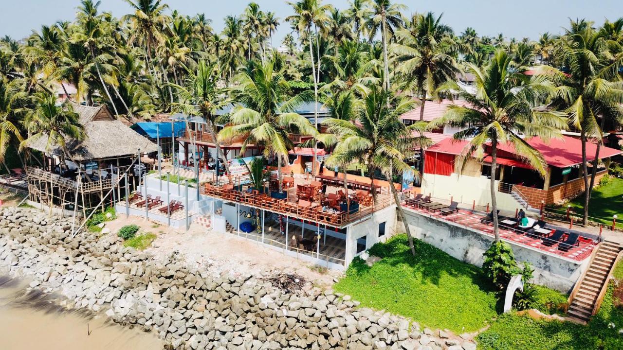 Black Beach Resort Varkala Exteriér fotografie